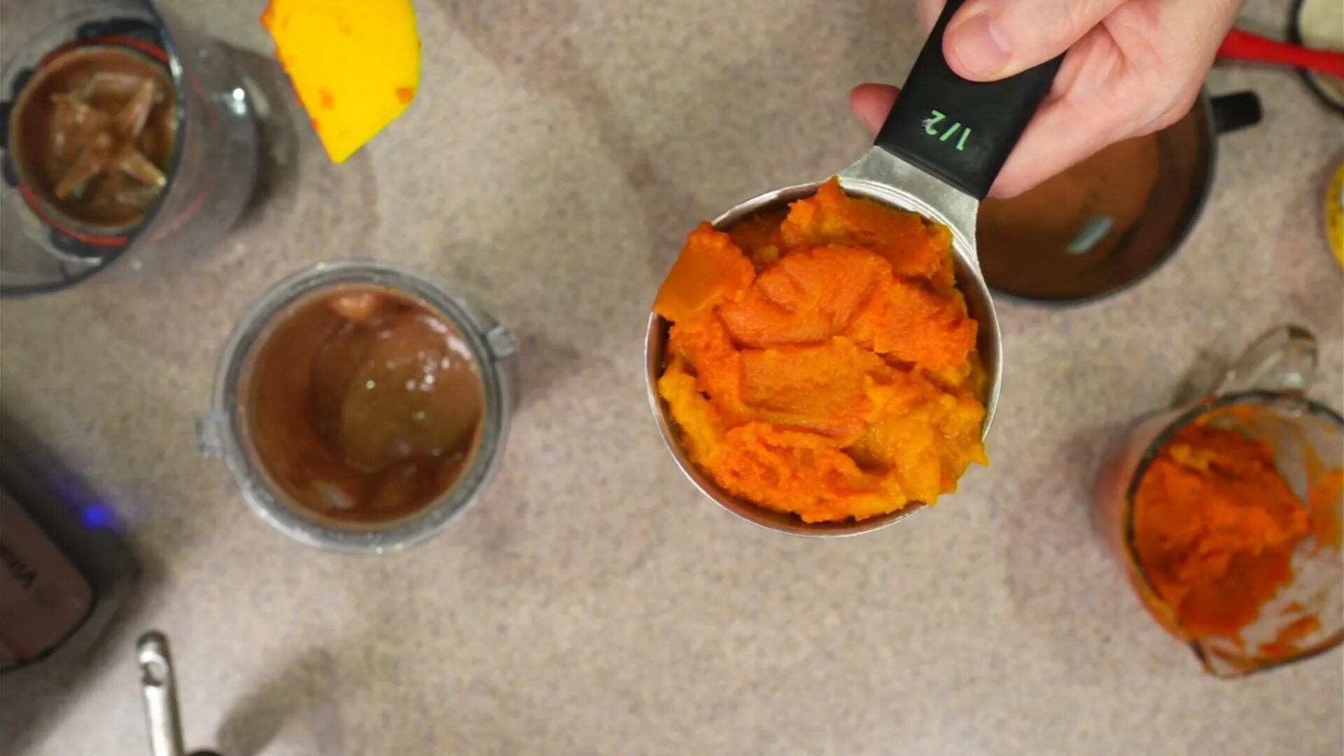 Adding pumpkin puree to the mixture