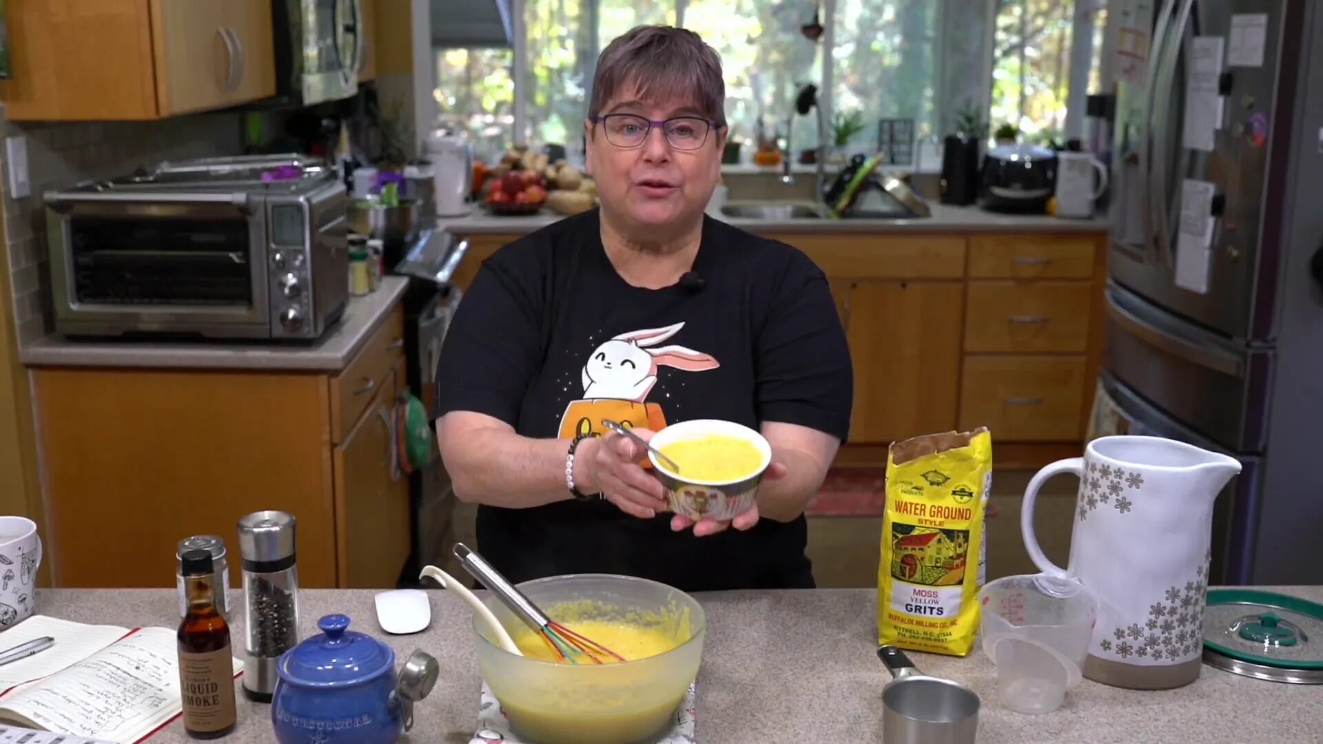 Serving the finished microwave grits.