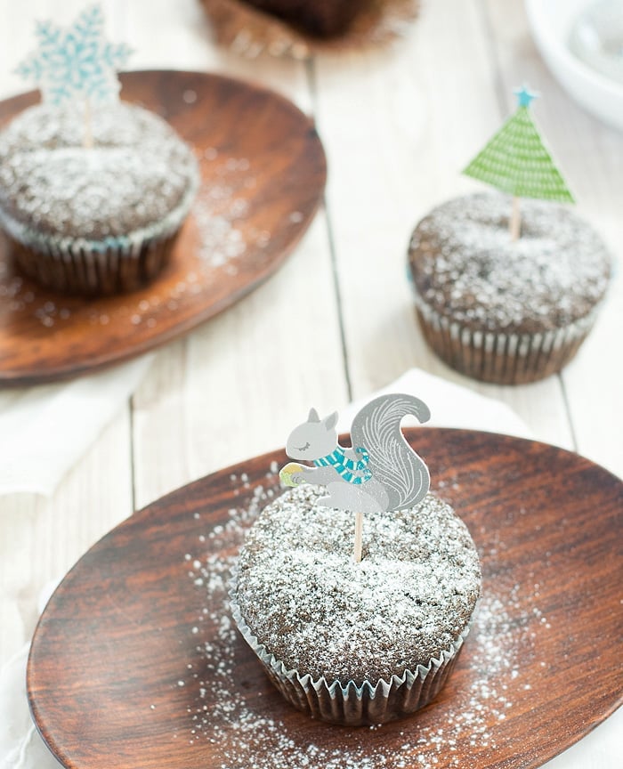 Quick and Easy Vegan Chocolate Orange Cupcakes - made with common pantry ingredients! #TheDessertDebate