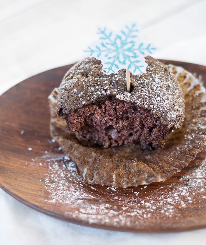 Quick and Easy Vegan Chocolate Orange Cupcakes - made with common pantry ingredients! #TheDessertDebate