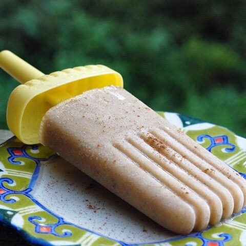 Vegan Chai-Spiced Banana Popsicles