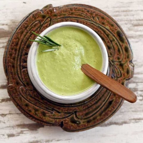 Kale Stem Creamy Pasta Sauce