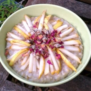 Slow Cooker Pear, Rose and Cardamom Oatmeal