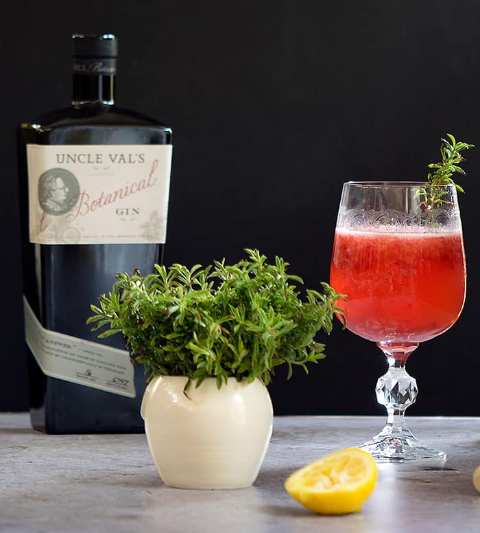 Fresh Raspberry and Thyme Gin Cocktail