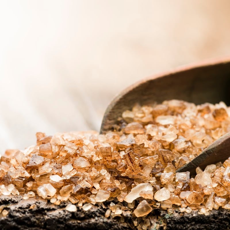 smoked salt in spoon