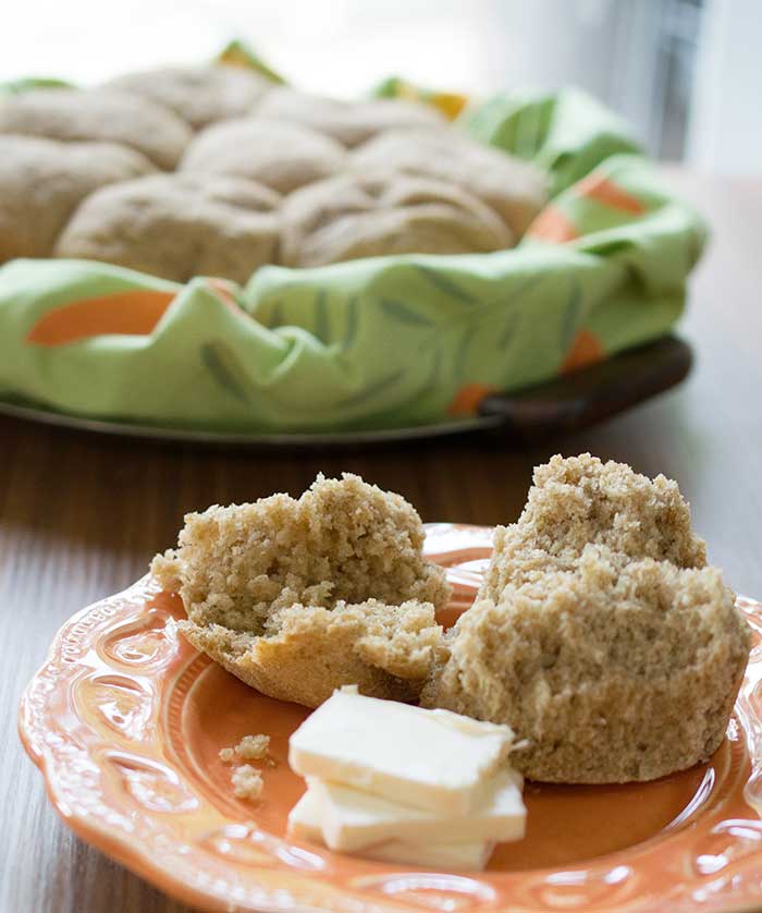 Slow Cooker Whole Wheat Spelt Potato Rolls frees up your oven for other holidays treats! You have to make these this Thanksgiving!