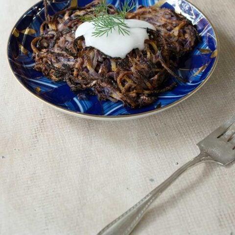 Spiralized Vegan Latkes with Red Cabbage and Apple